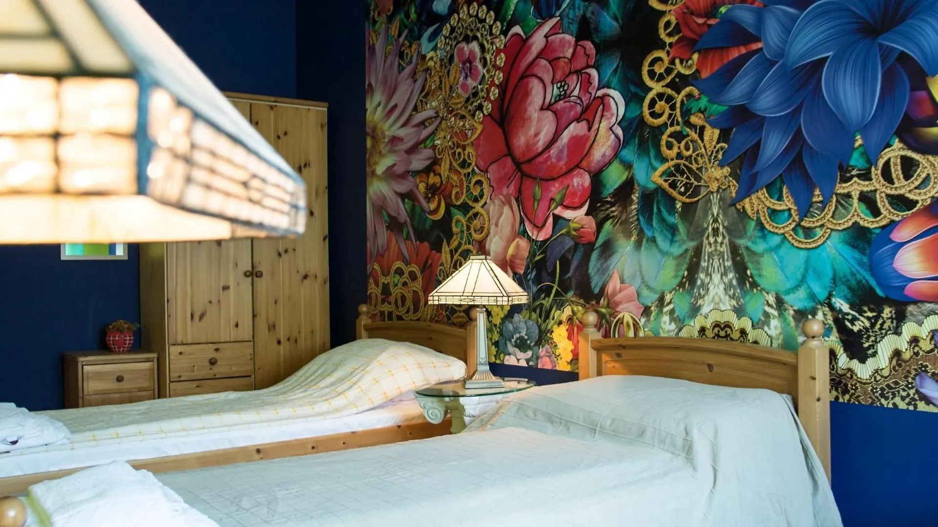 Vibrant 3 Bedroom Apartment In The Pulsing Heart Of Boedapest